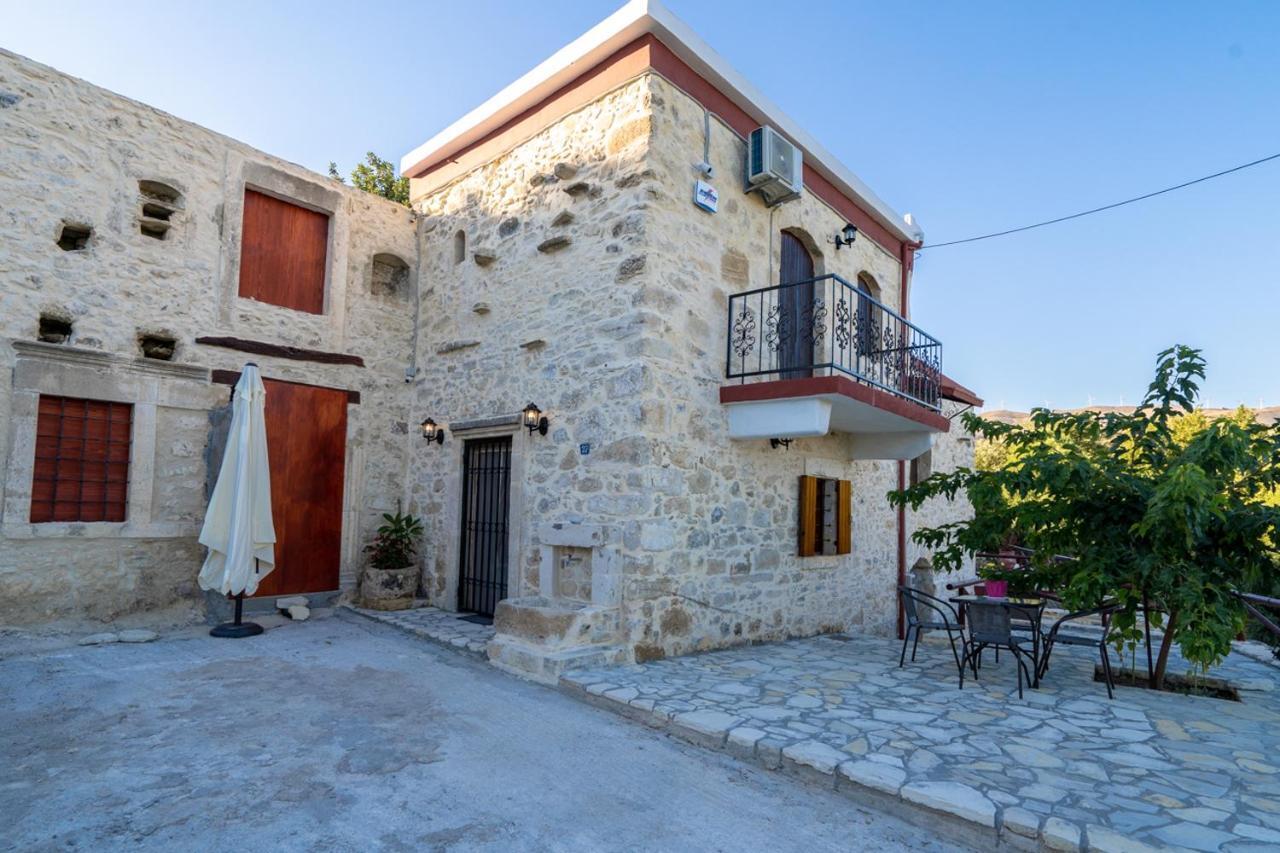 Villa Tzaniana Apomarma Exterior foto